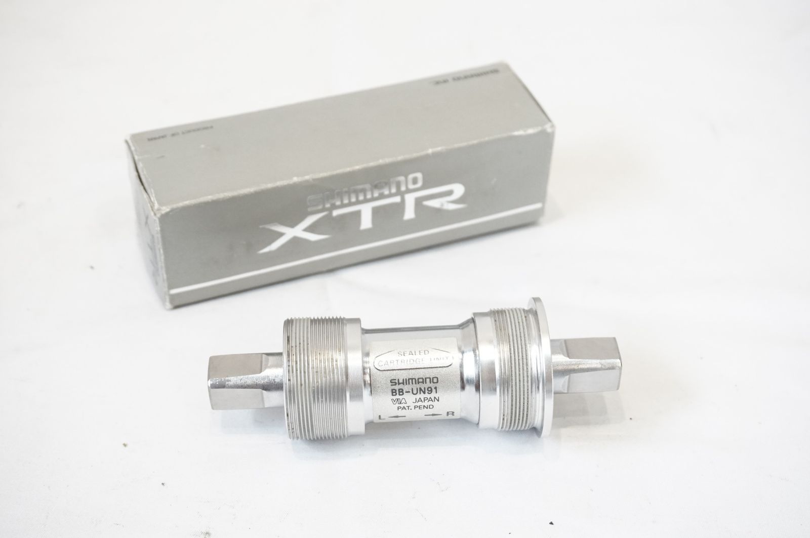 あ*ひ様 Shimano BB-M952 ボトムブラケット　XTR 未使用 あ*ひ様 Shimano BB-M952 ボトムブラケット XTR 未使用 【2025年