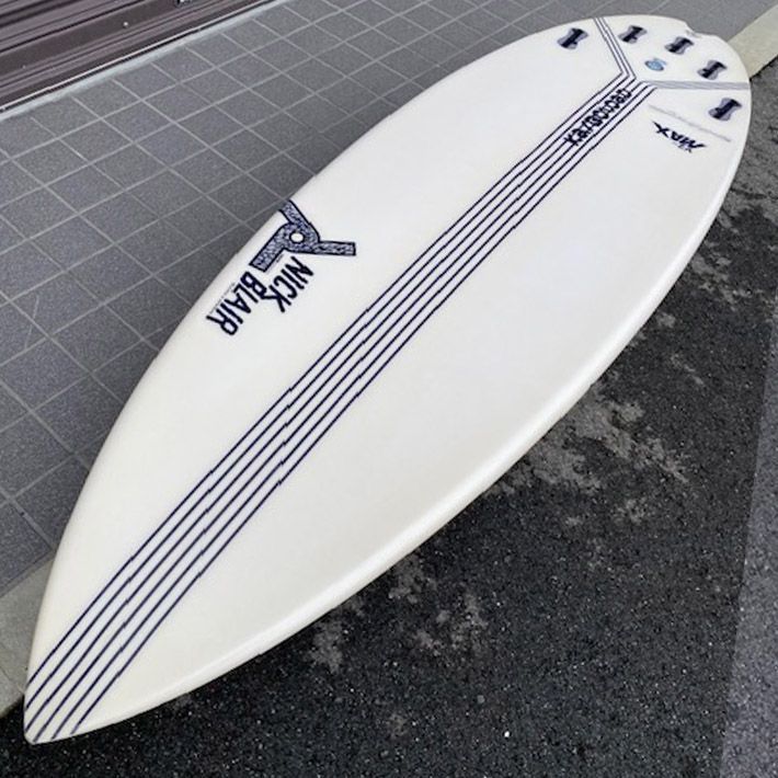 中古 サーフボード JOISTIK SURFBOARDS  ジョイスティック サーフボード ”V2MAX”カーボロード 5’11” 34.00CL FCS2 5FIN NICK BLAIR（ニック・ブレアー）JOISTIKのベストセラーモデル！