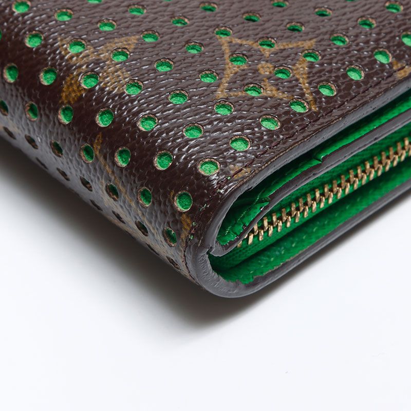 LOUIS VUITTON ルイ・ヴィトン 二つ折り財布 2006年 パンチング 