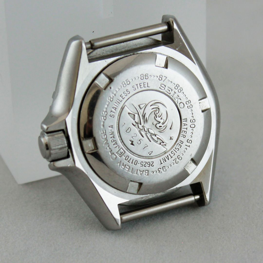 レア【美品】SEIKO プロフェッショナル　ミニダイバー 白 中古 / 希少品 】 SEIKO プロフェッショナル ミニダイバー 2625