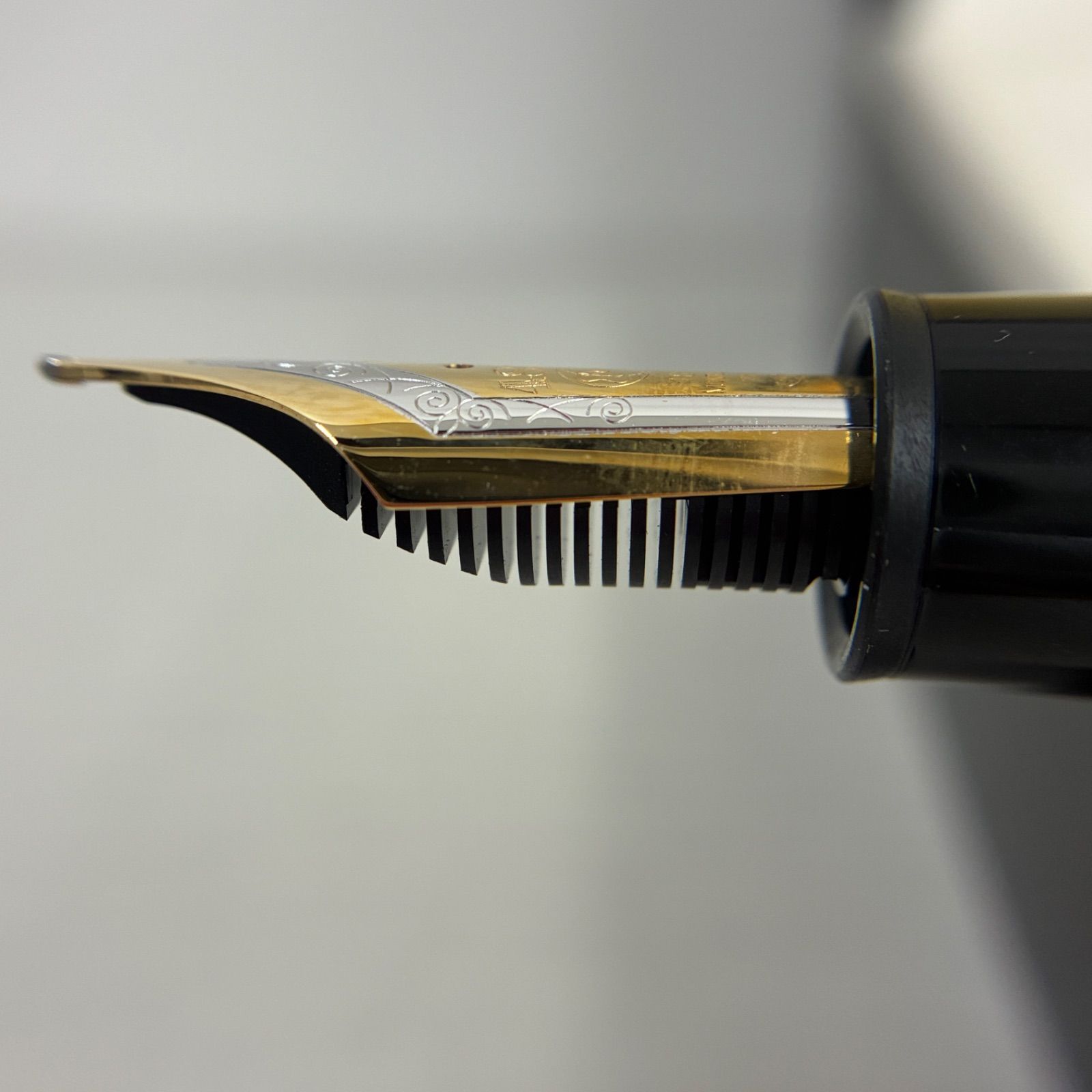 未使用に近い モンブラン 149 18K (BB) 極太字750 万年筆 インク 未使用に