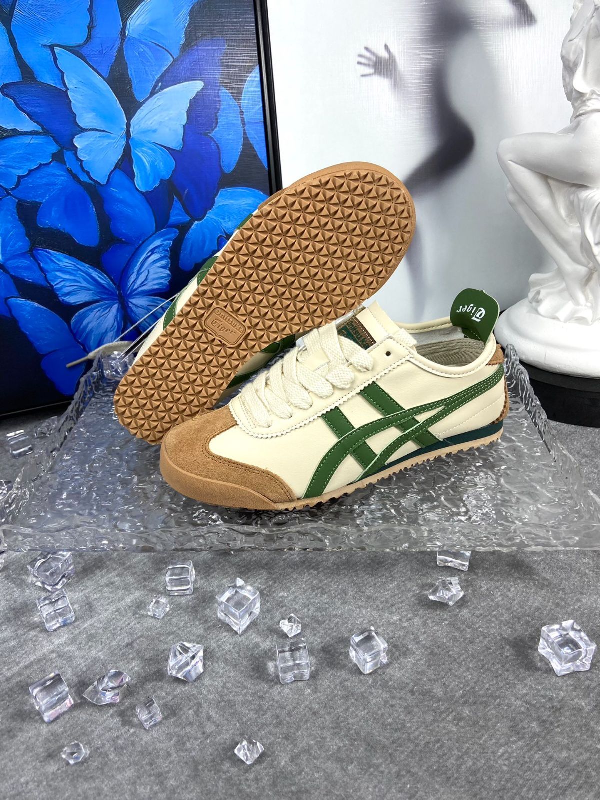【onitsuka tiger】新品未使用✨Mexico 66 23cm 新品未使用 Onitsuka Tiger（オニツカタイガー）MEXICO 66