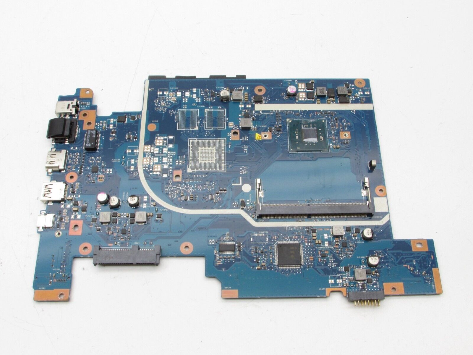 ASUS VivoBook X705M シリーズ 17.3- 034 インテル N5030 1.1GHz マザーボード 60NB0IF0-MB2010