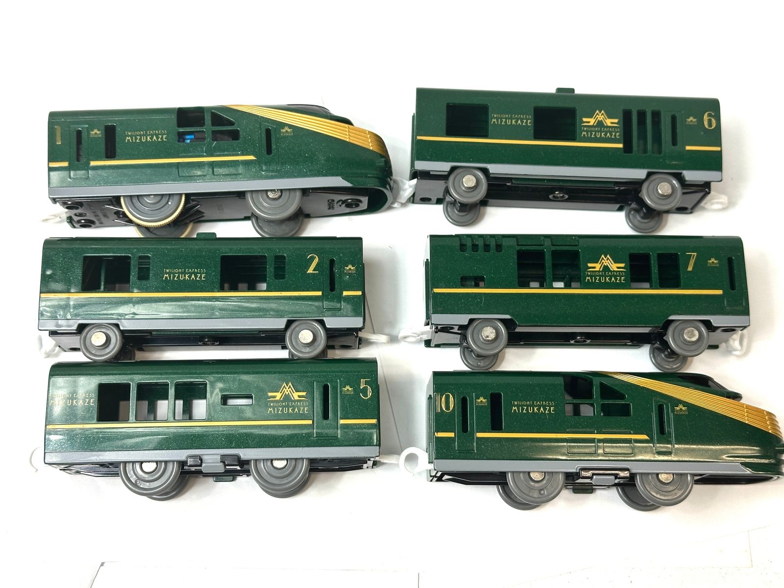 タカラトミー プラレール クルーズトレインDXシリーズ TWILIGHT EX… プラレール クルーズトレインDXシリーズ TWILIGHT EXPRESS瑞風