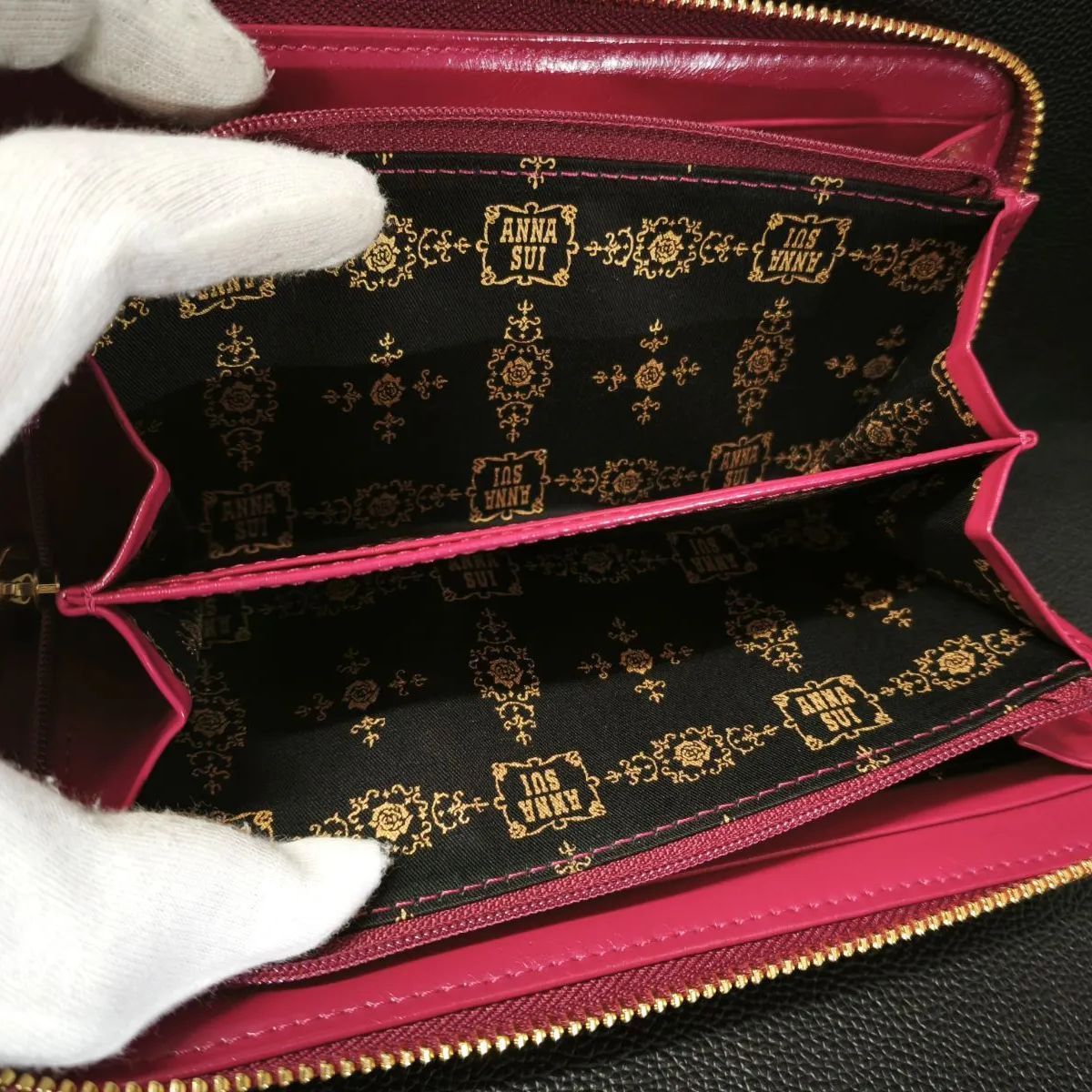 未使用 お買い得】ANNA SUI アナスイ ポワロ ラウンド 長財布 未使用 お買い得】ANNA SUI アナスイ ポワロ ラウンド 長財布