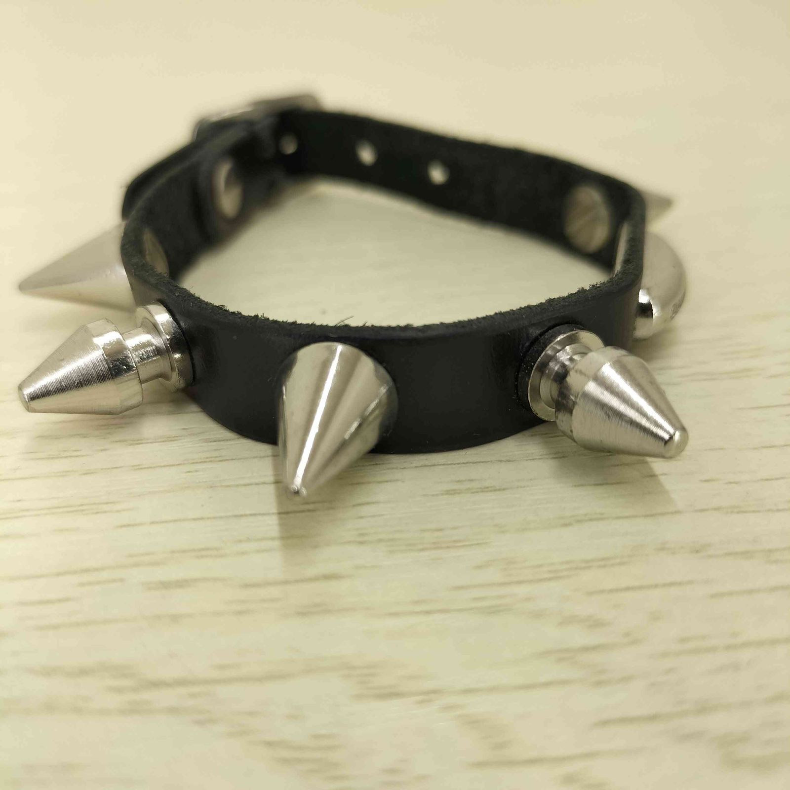 アワーレガシィー OUR LEGACY SUPERSLIM STUDDED LEATHER