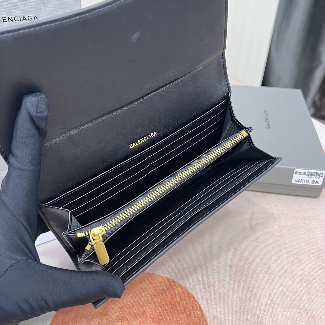 【未使用品】バレンシアガ　名刺入れ　レザー　ブラック　ヴィンテージ　激レア 未使用品】バレンシアガ 名刺入れ レザー ブラック ヴィンテージ