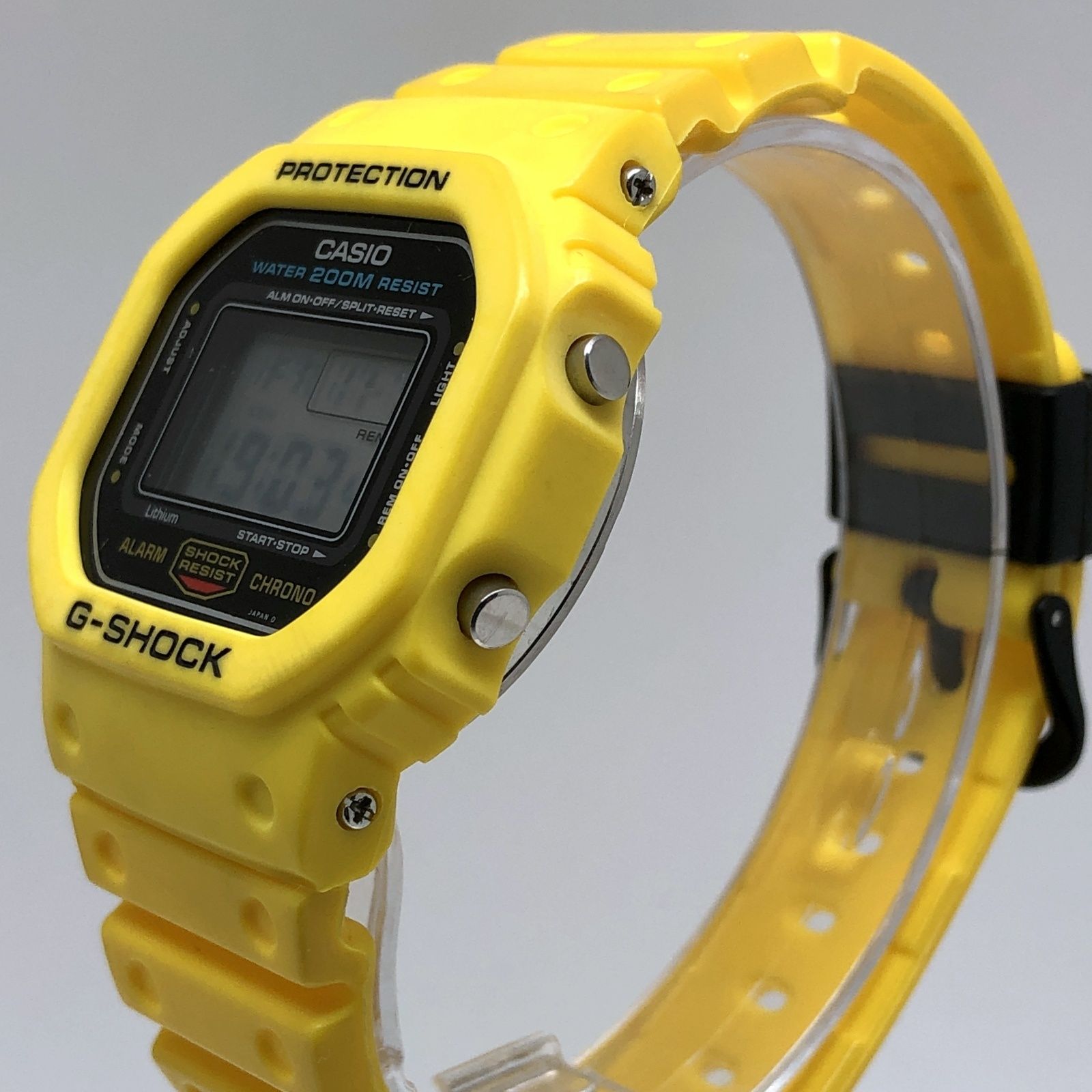 G-SHOCK ジーショック DW-5600C-9BV M901 海外200M表記 イエロー
