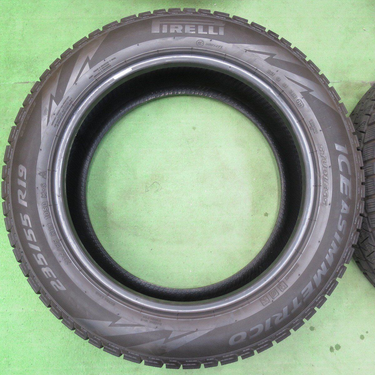 ピレリ アイスアシンメトリコ