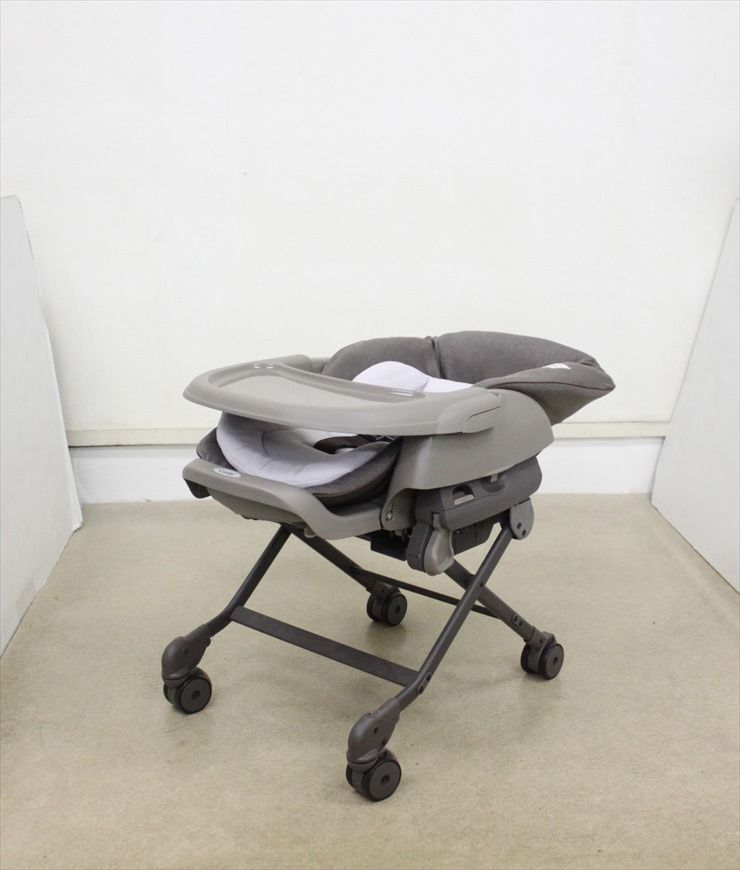 ベビーザらス限定 ネムリラ Simplight （シンプライト） Combi