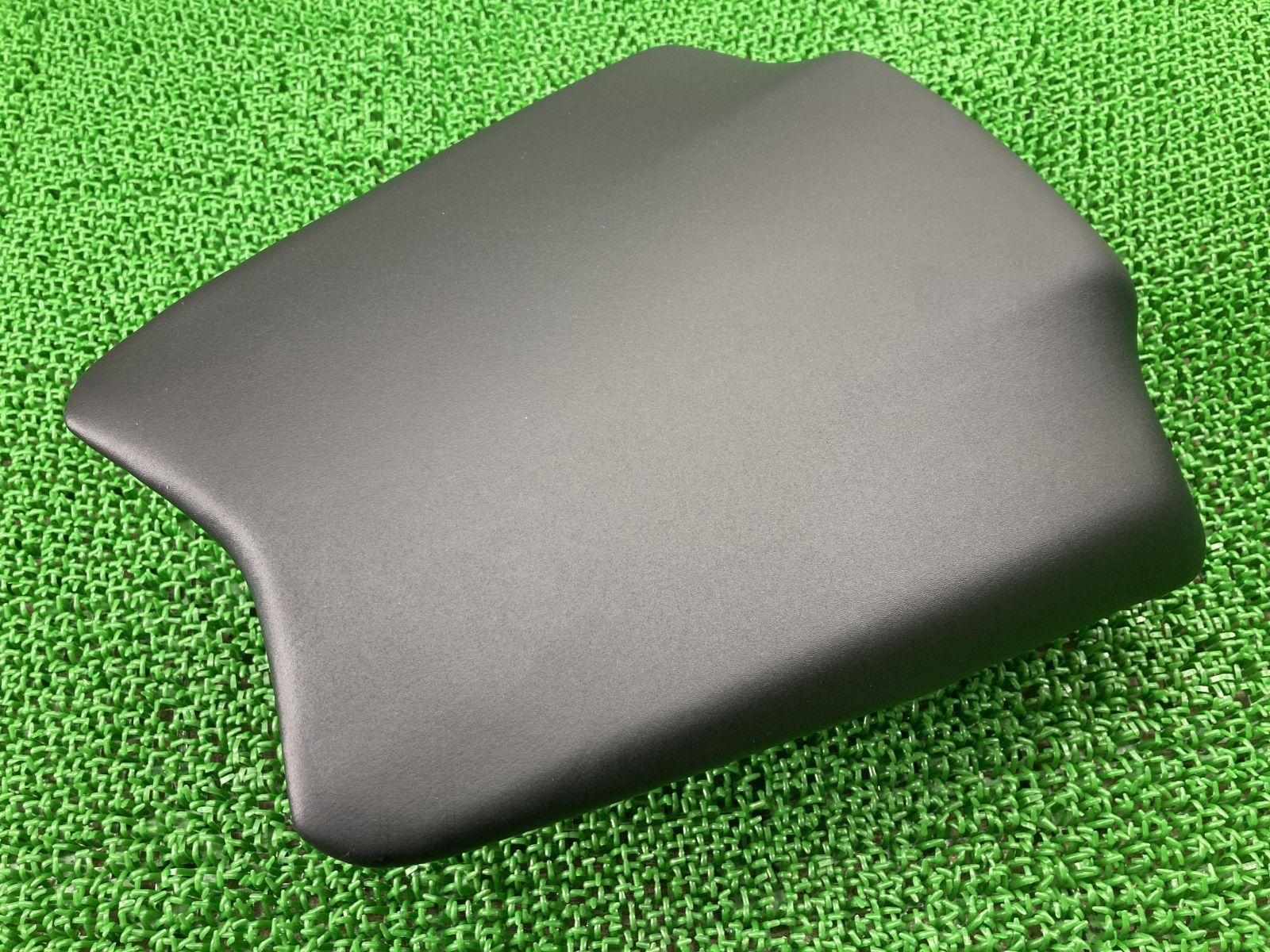 フェザー8 タンデムシート 39P JYARN251000003*** ヤマハ 純正 中古 バイク 部品 RN25 FAZER8 FZ8 綺麗 良品 車検 Genuine