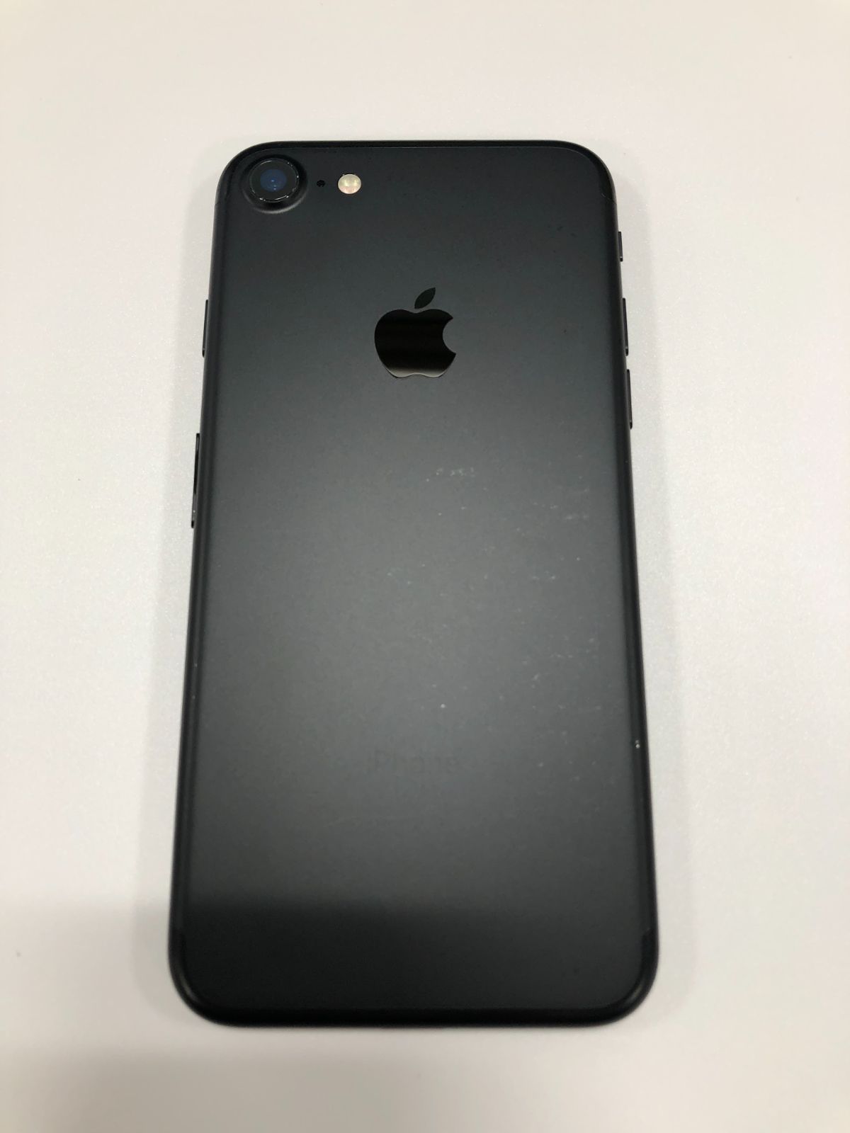 中古】iPhone7 128GB ブラック バッテリー83％ SIMロックあり - Reスマ