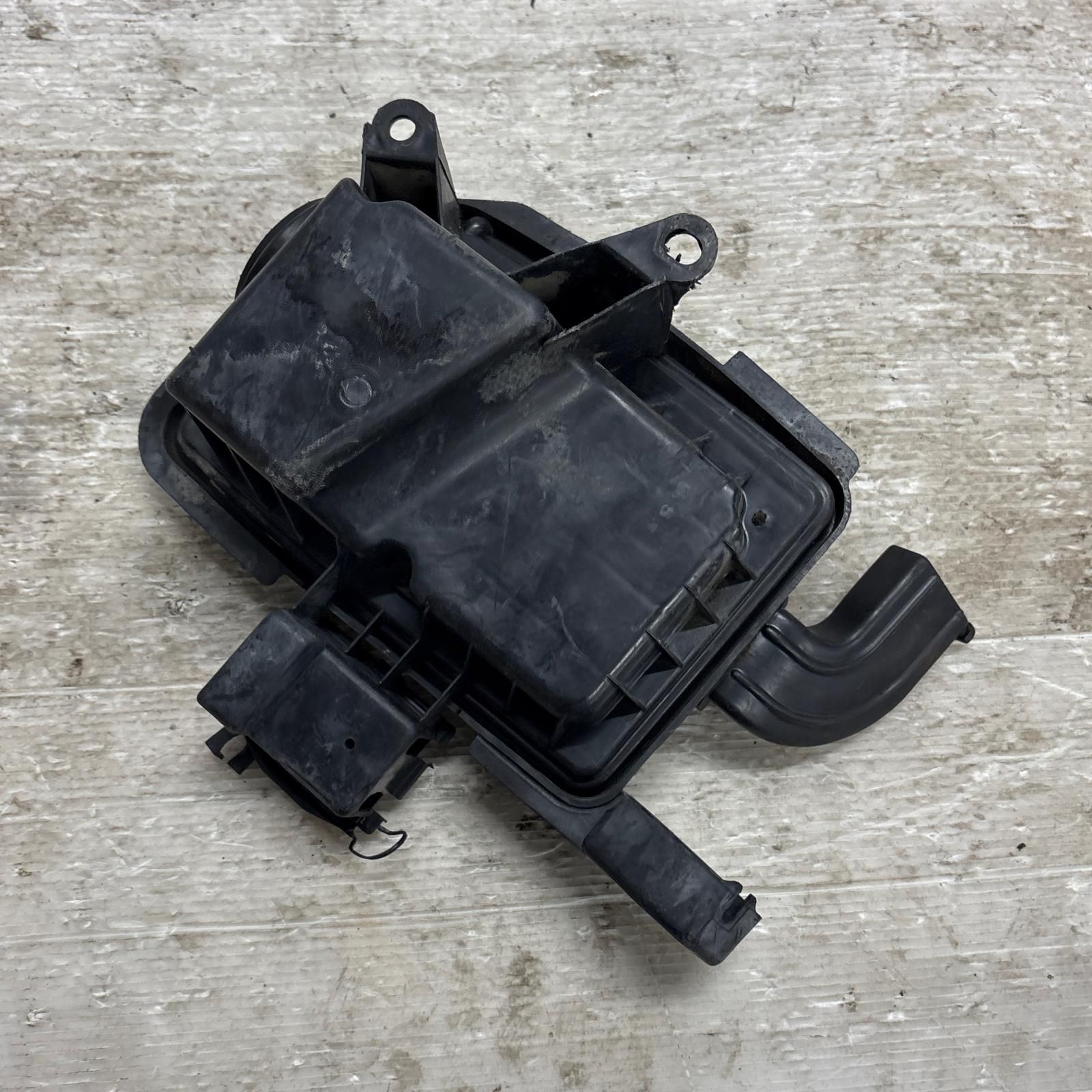 HONDA リード50SS R エアクリーナーボックス ホンダ