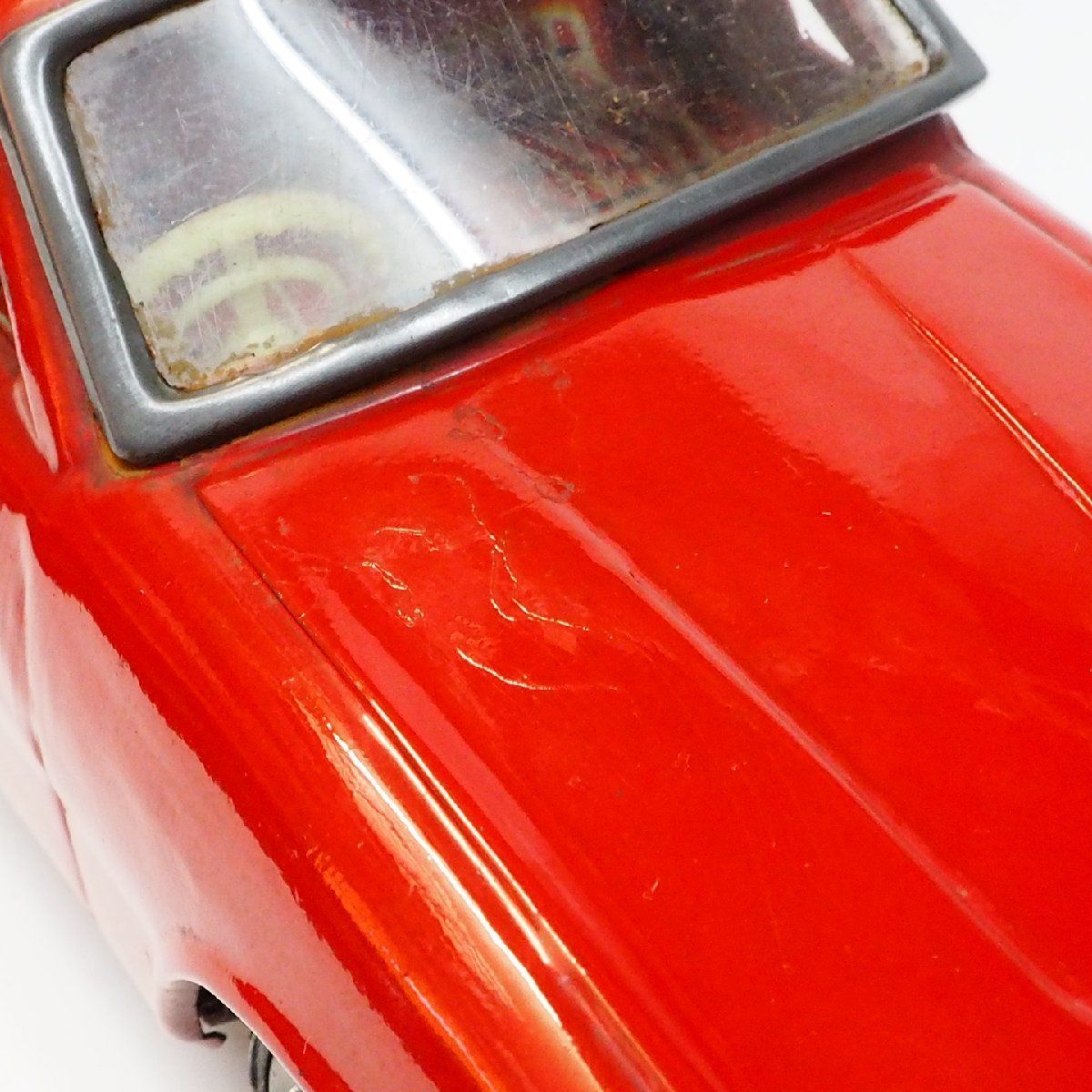 旭玩具【イスズ ベレット ISUZU Bellett 赤レッド】ブリキ