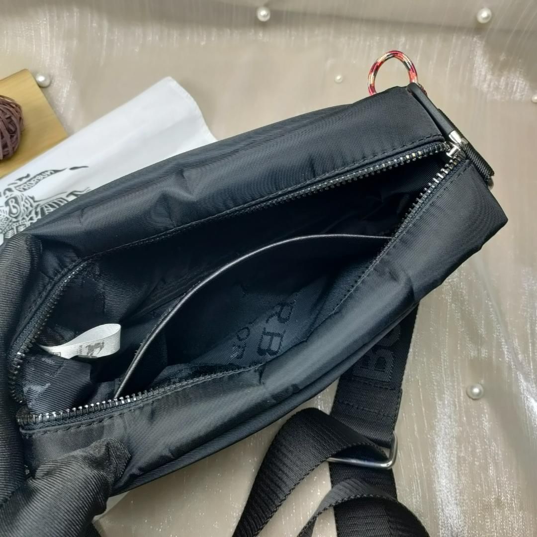 ショルダーナイロンバッグ-WTO輸入2