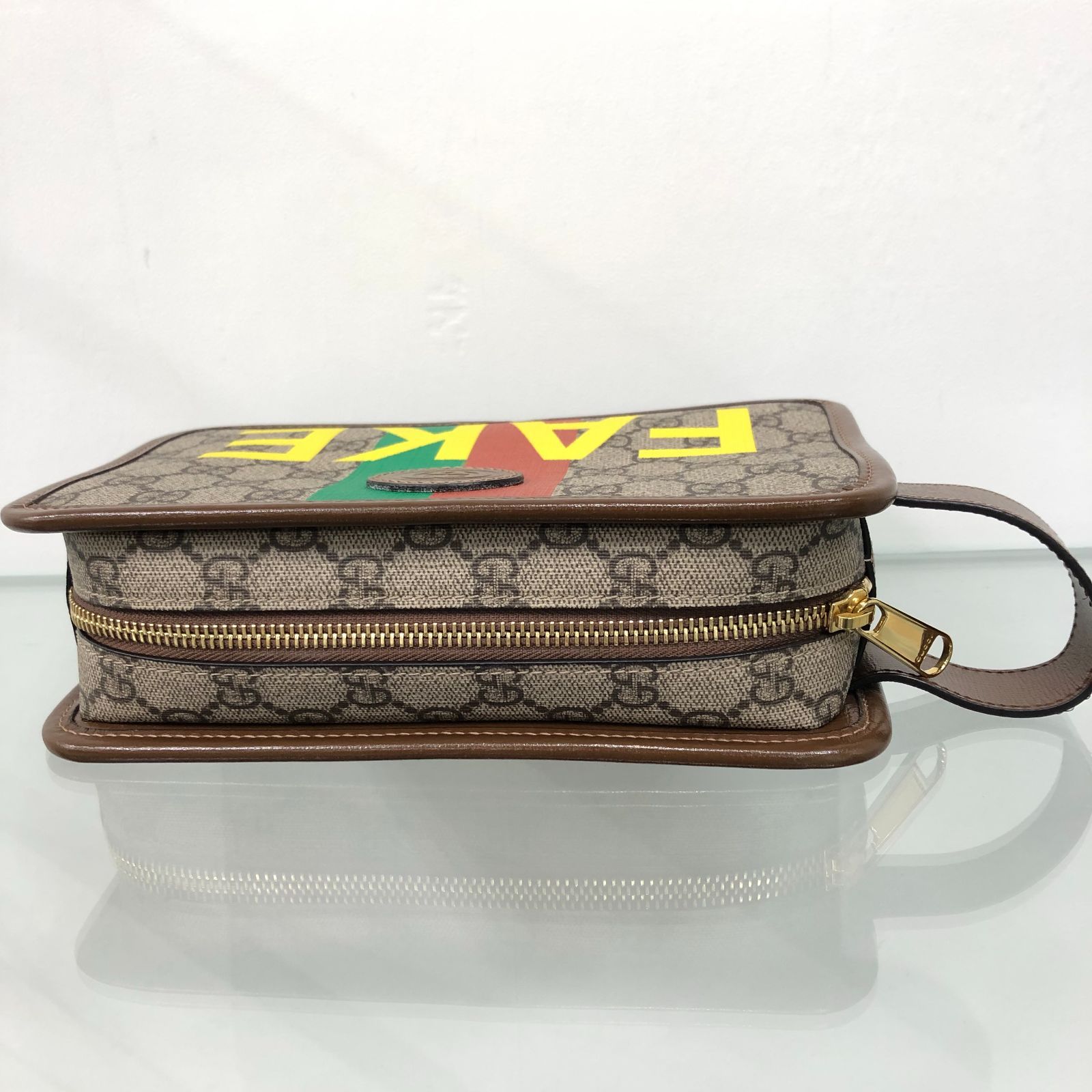 極美品 GUCCI グッチ GGスプリーム FAKE NOT セカンドバッグ 636243