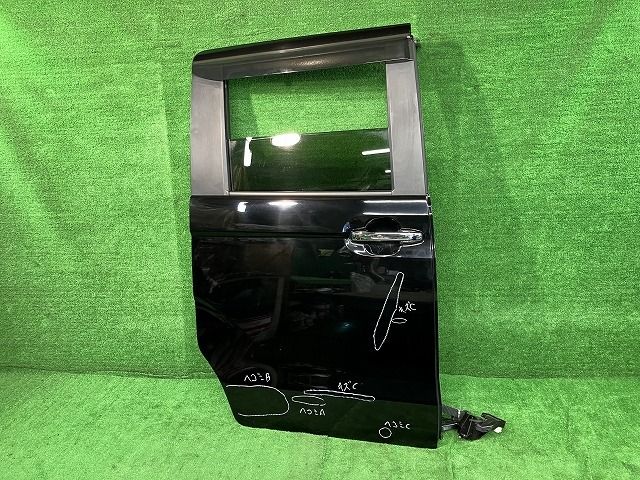 N-BOX JF4 右リアドア カスタム G L ホンダセンシング 4WD アサヒ M2P2 67510-TTA-910ZZ NH731P