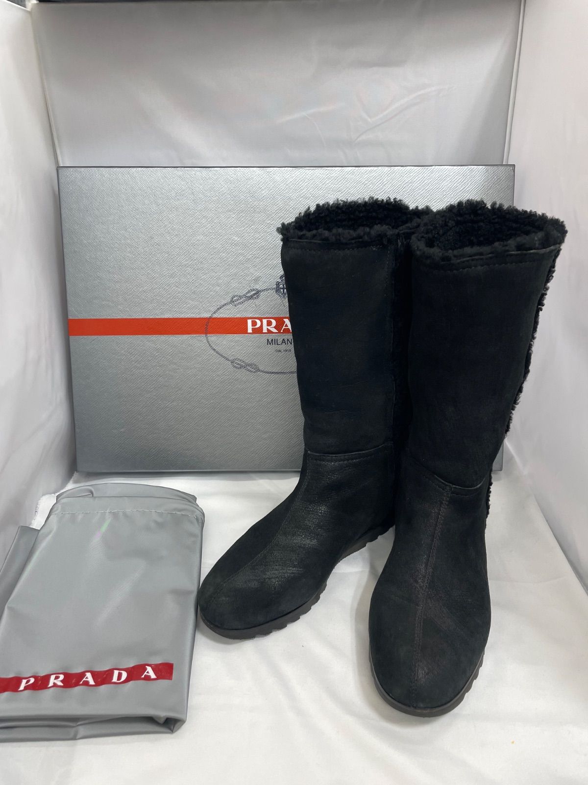 プラダ ムートン ブーツ 36 箱 保存袋付き ブラック