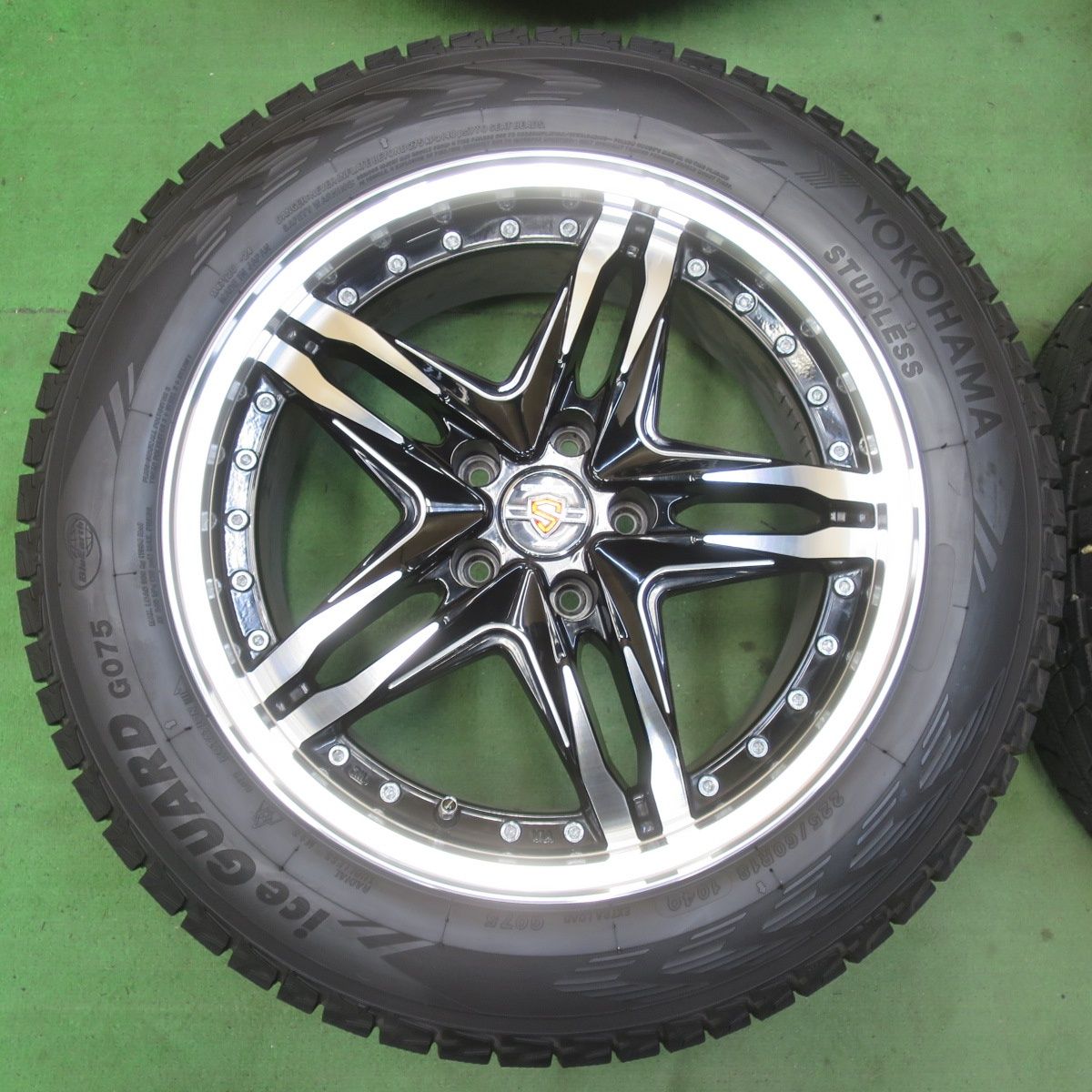 バリ溝 綺麗 9.5分☆スタッドレス 225/60R18 ヨコハマ アイスガード