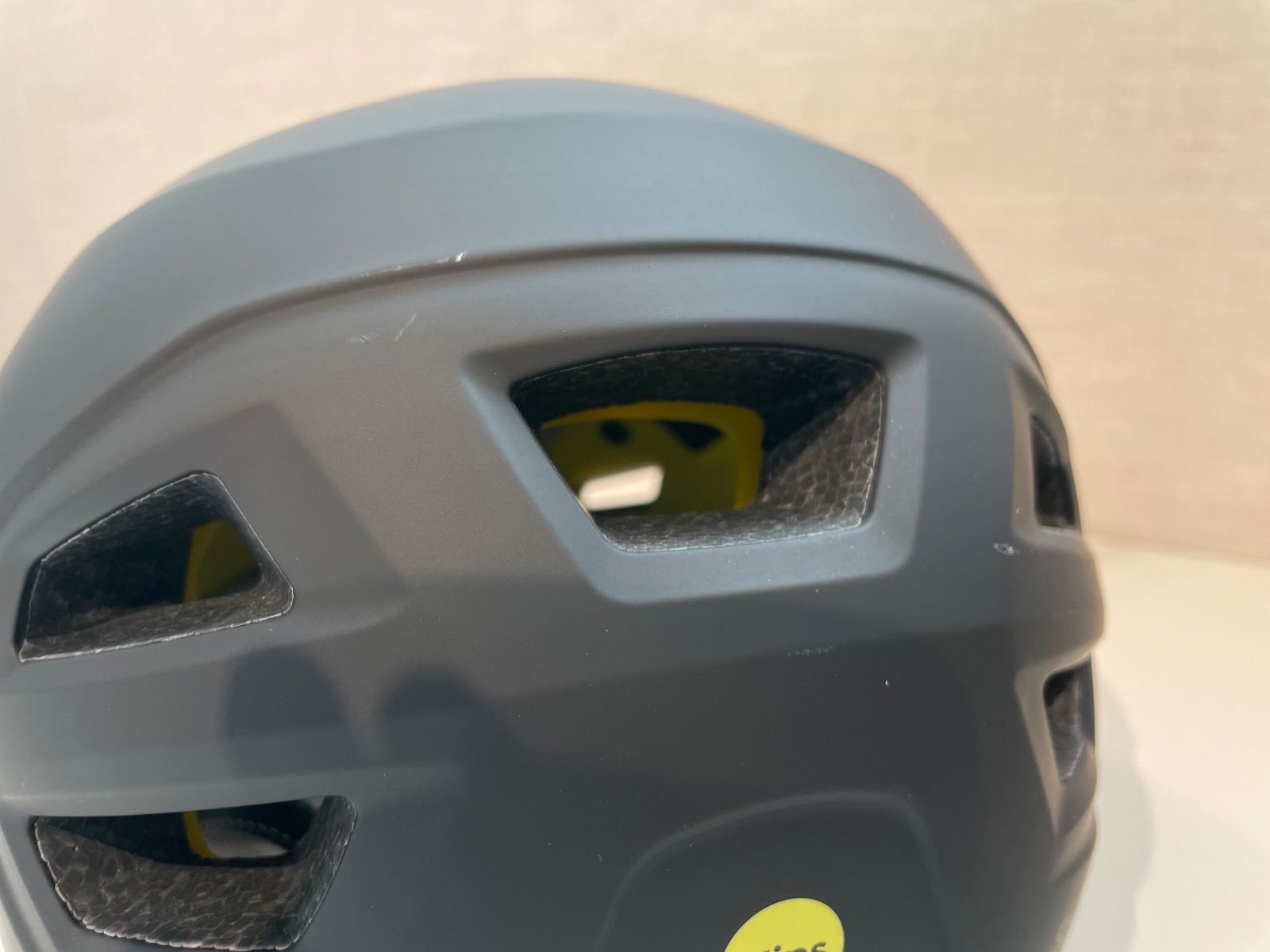 MAX90％オフ。 SMITH スミス EXPRESS MIPS ヘルメット ブラック サイズL 小傷あり