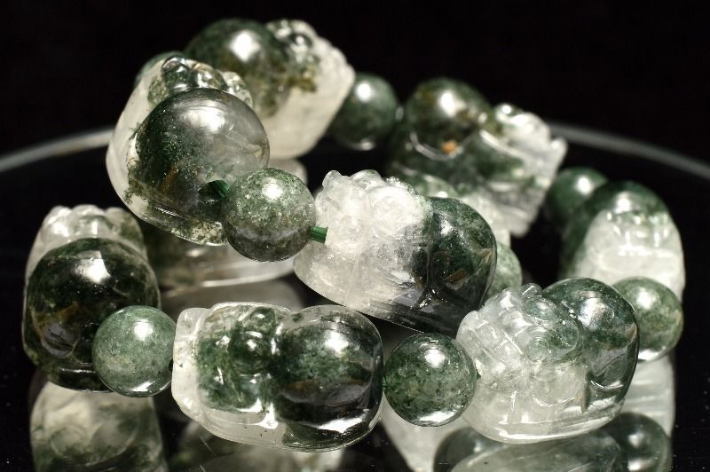 1点物】半々タイプ繊細彫刻 グリーンガーデンクォーツ 13-14.5x8.5-9.5mm