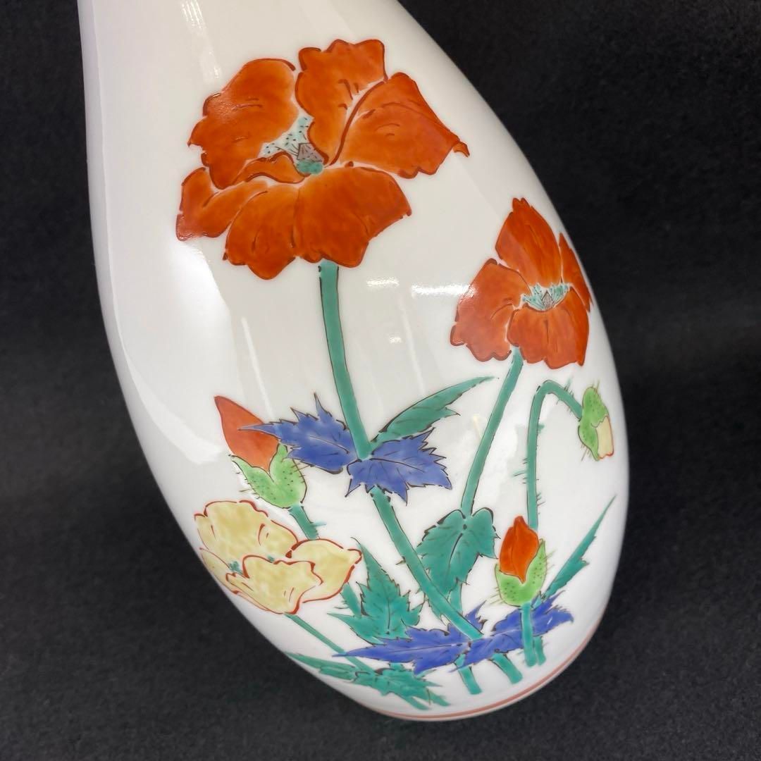 人間国宝　故十四代　酒井田柿右衛門　濁手本人作花瓶　高さ28.5㎝ 人間国宝 故十四代 酒井田柿右衛門 濁手本人作花瓶