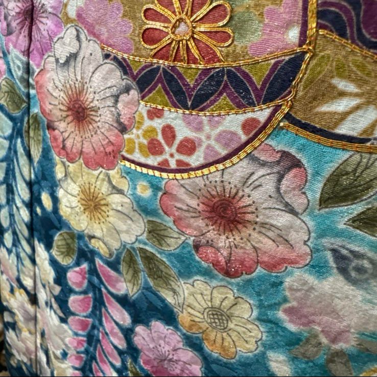 振袖フルセット(7点)・辻が花・金通し地・金駒刺繍・金彩・絞り・枝垂れ桜 振袖フルセット(7点)・辻が花・金通し地・金駒刺繍・金彩・絞り