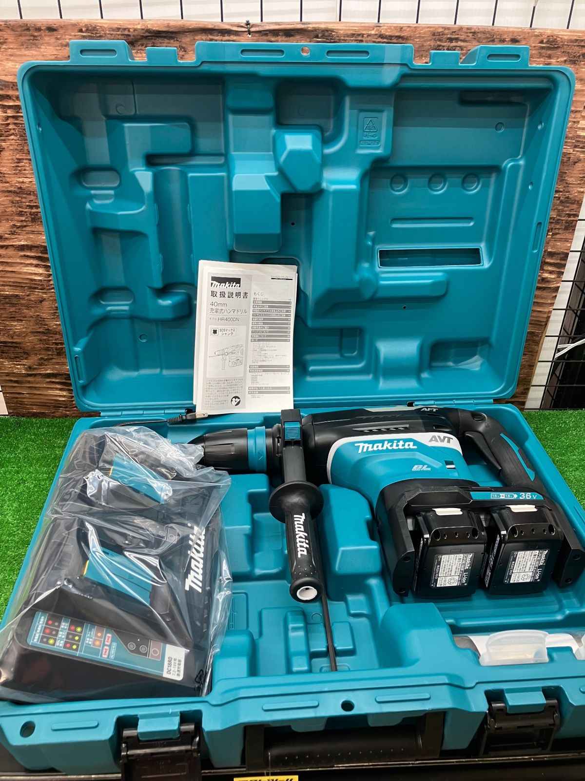 マキタ(makita) コードレスハンマドリル18V+18V→36V  HR400DPG2N SDSマックス 斫り ハツリ【川越店】