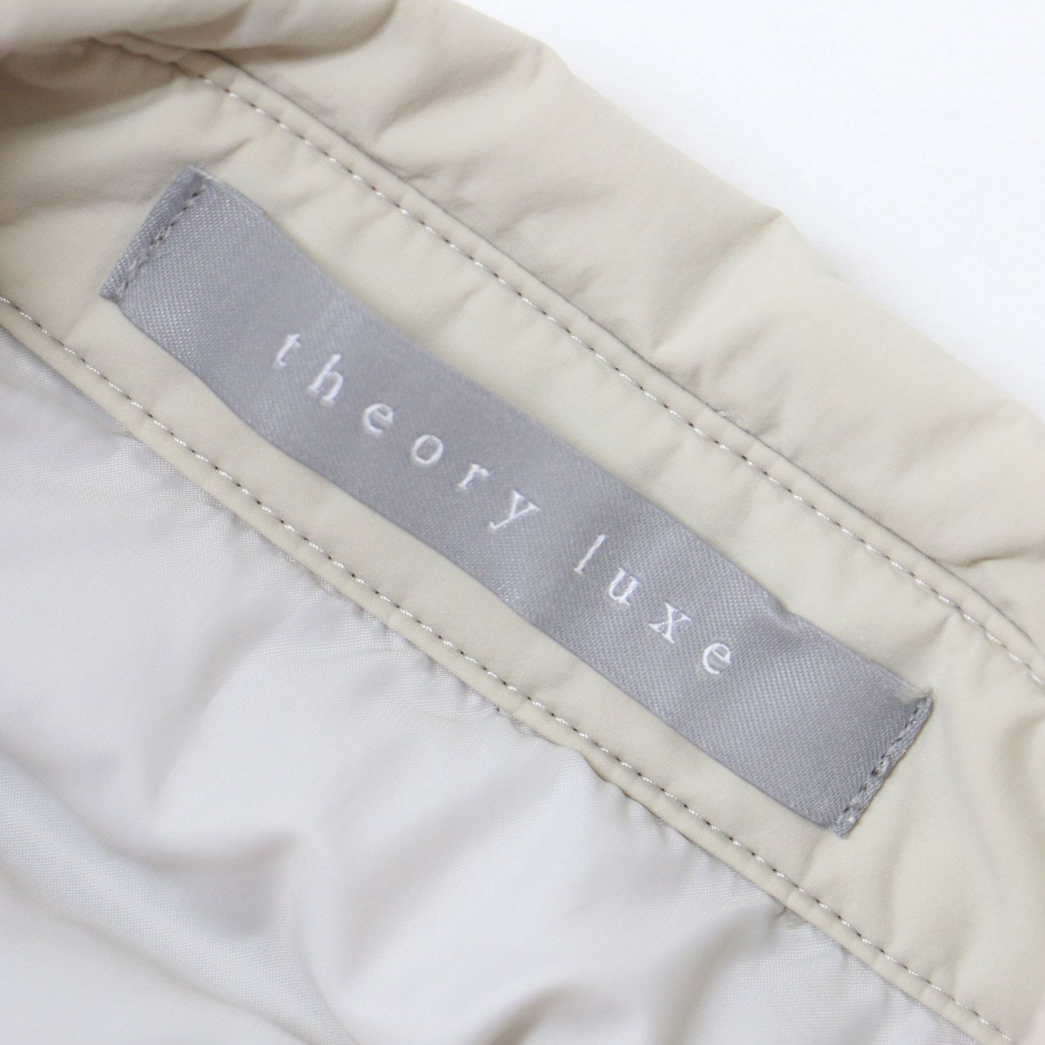 美品 theory luxe セオリーリュクス ジャケット ライトベージュ サイズ