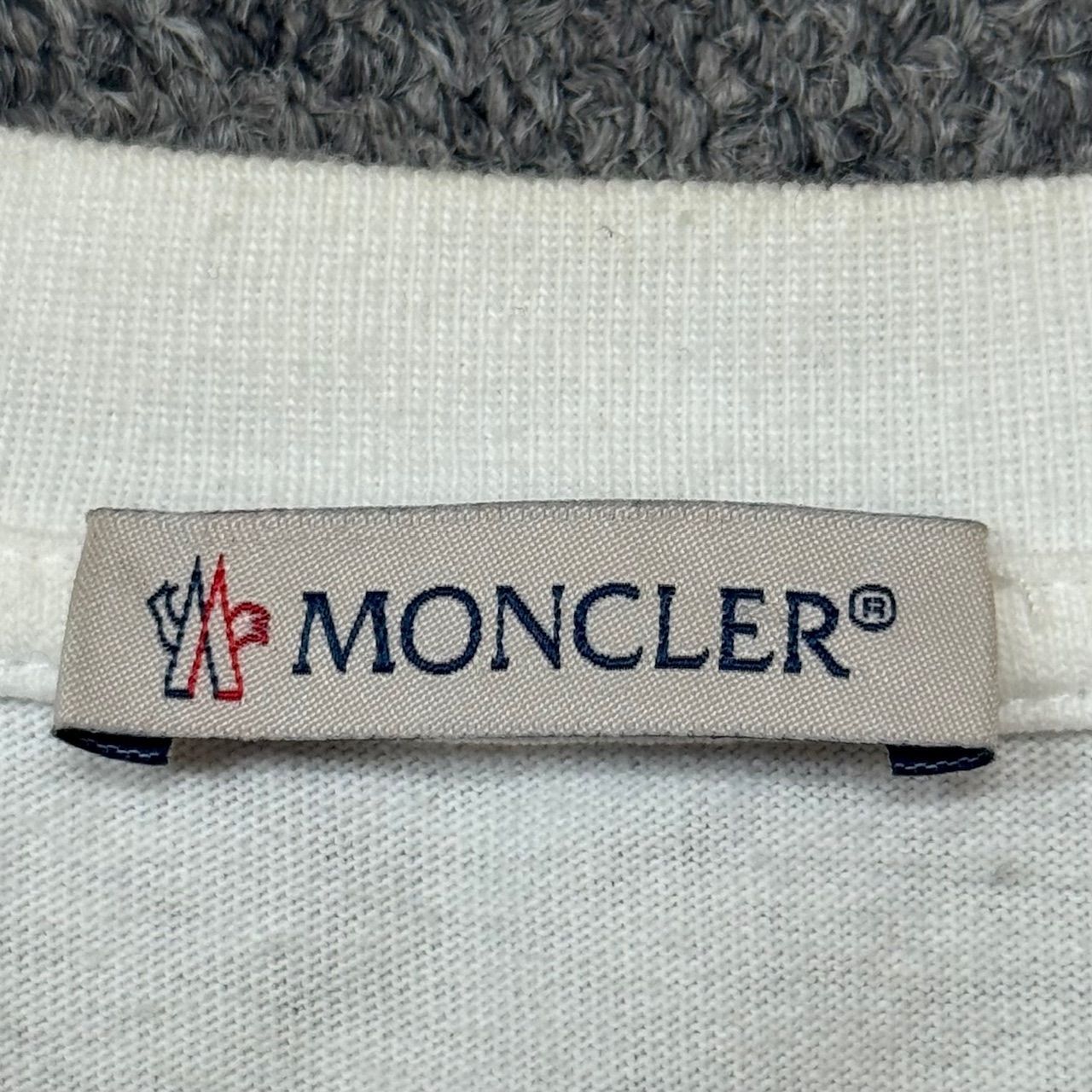 ブランド　MONCLER カラー　ホワイト 素材・生地　コットン White Logo Patch Cotton Sweatshirt - Sweatshirts for Men