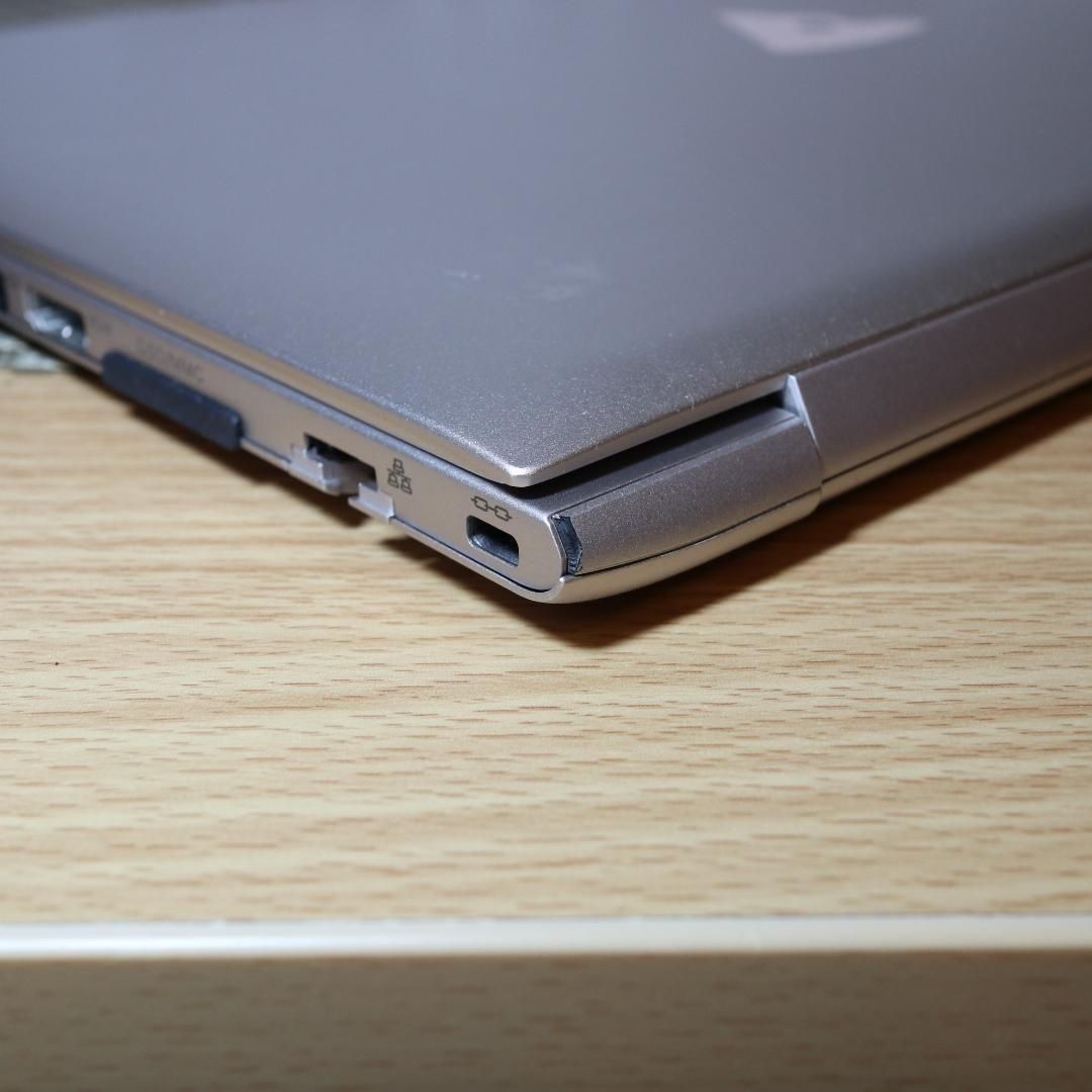 Win11超高性能8世代Corei7|メモリ16G|SSD|無線|カメラ