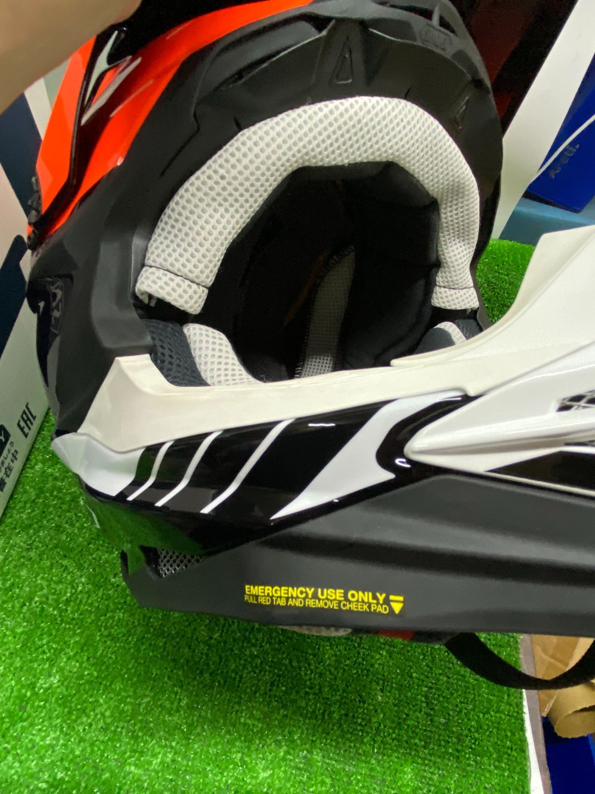 ○SHOEI オフロードヘルメット VFX-WR Sサイズ 2023.06.12製造