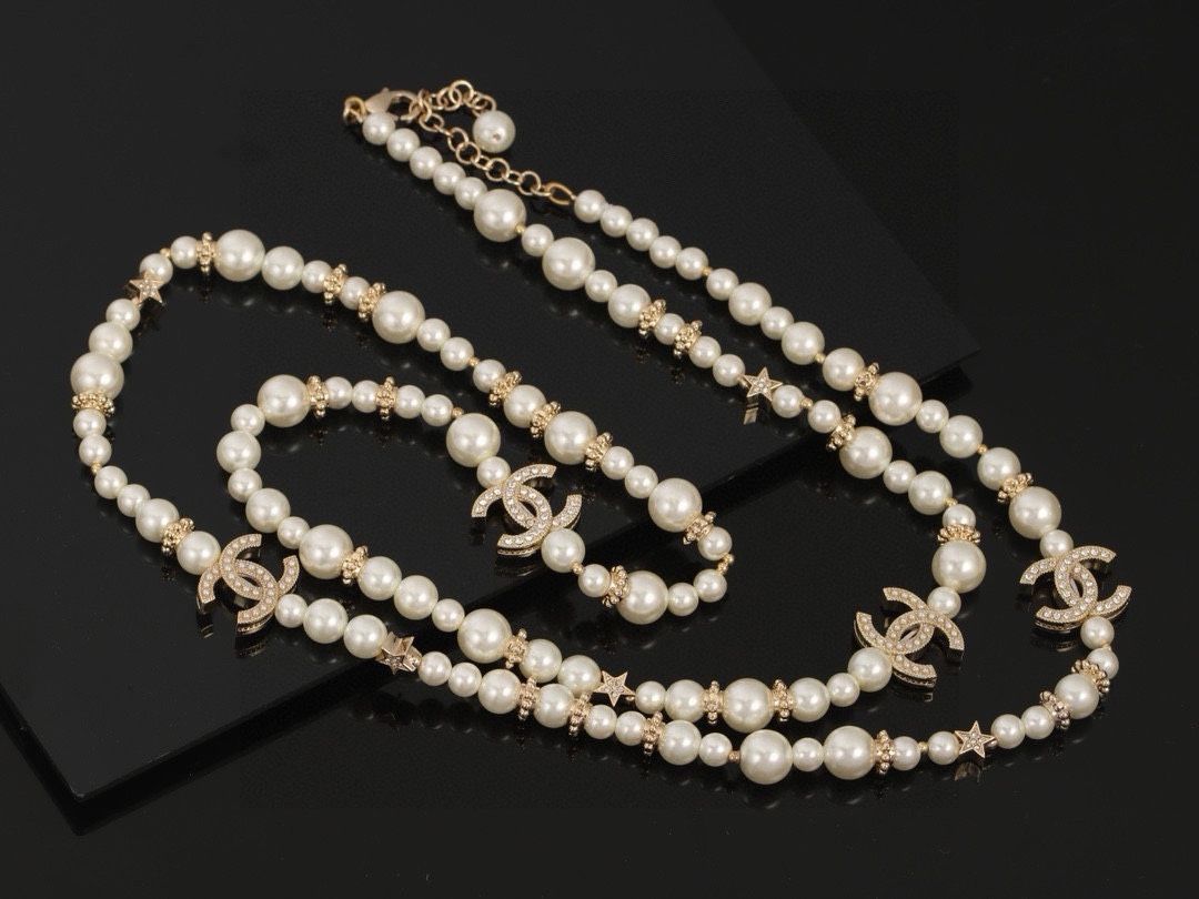 今日特価】Chanel シャネル ダブル C パールネックレス 最新
