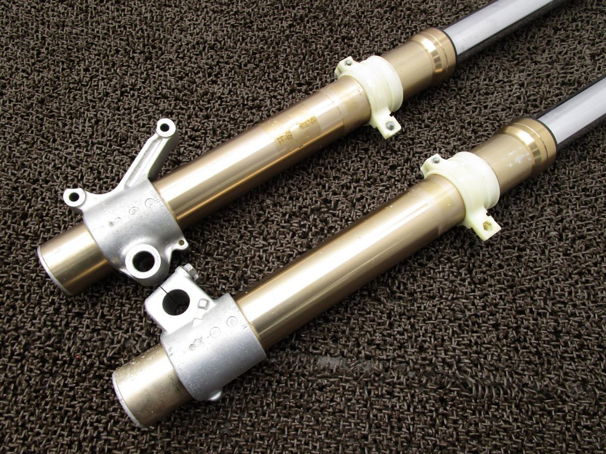 フロントフォーク A6370