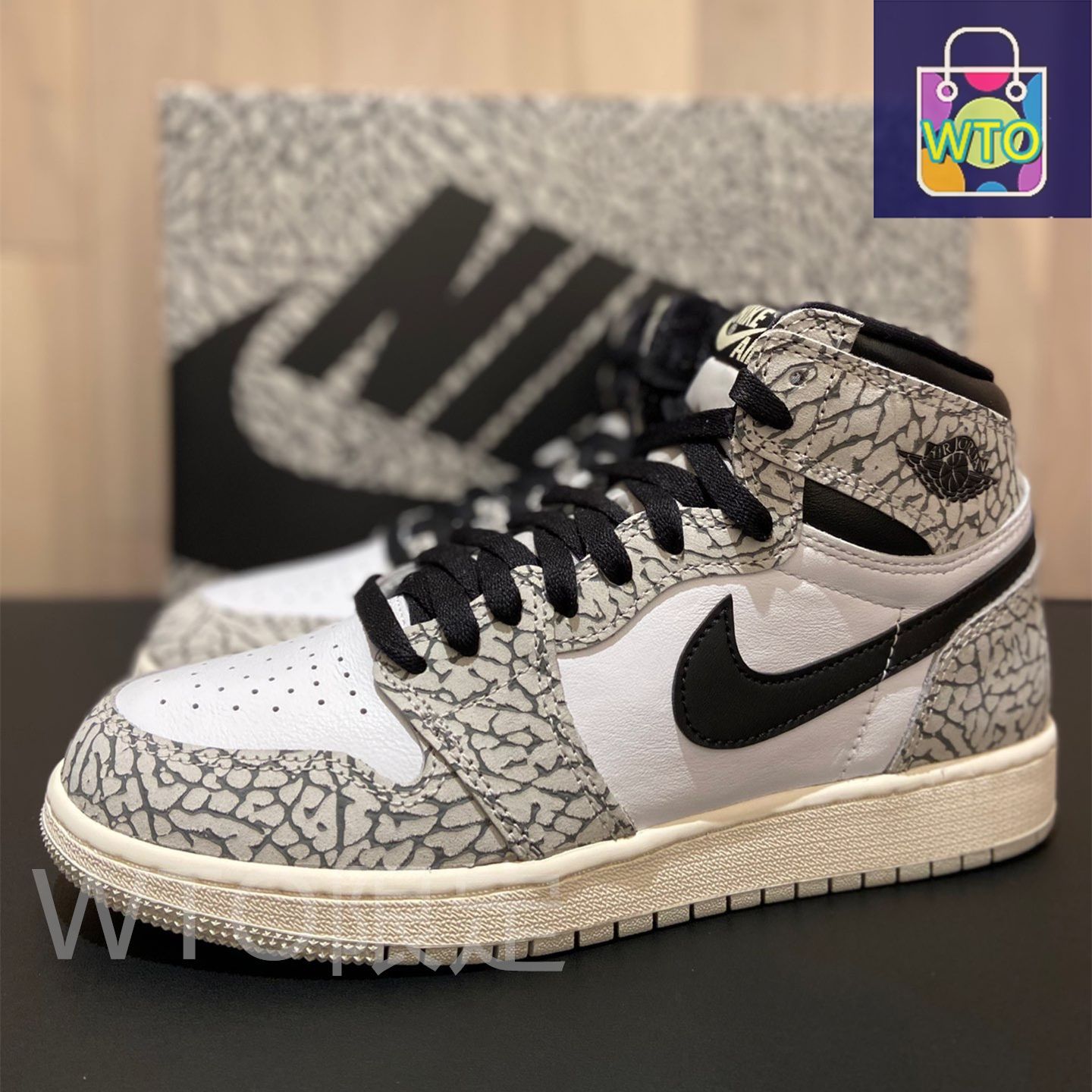 NIKE AIR JORDAN 1 RETRO HIGH OG White Cement ナイキ エア
