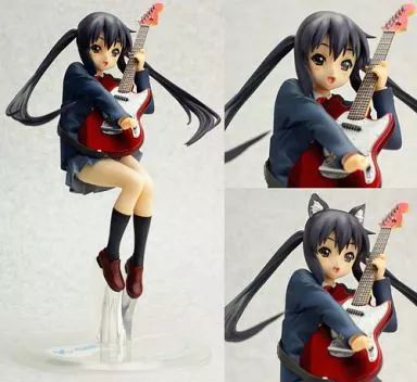 フィギュア オファー 中野梓 「けいおん!」 1/8 PVC塗装済み完成品