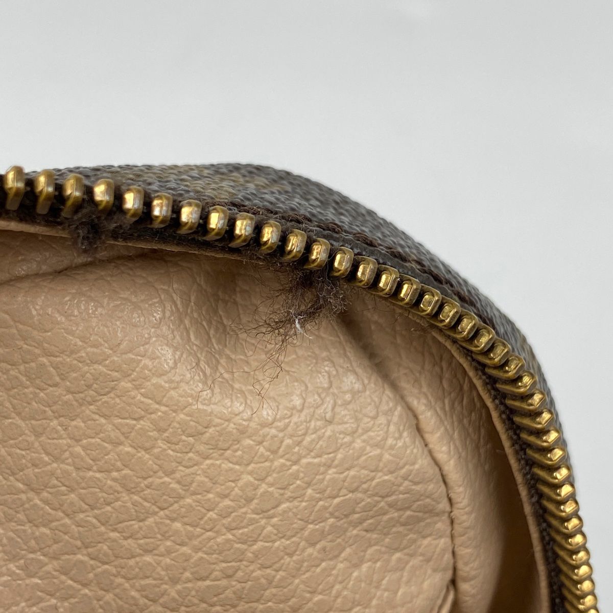 Louis Vuitton トゥルースワレット ルイ・ヴィトン Louis Vuitton トゥルース トワレット 23 メイク