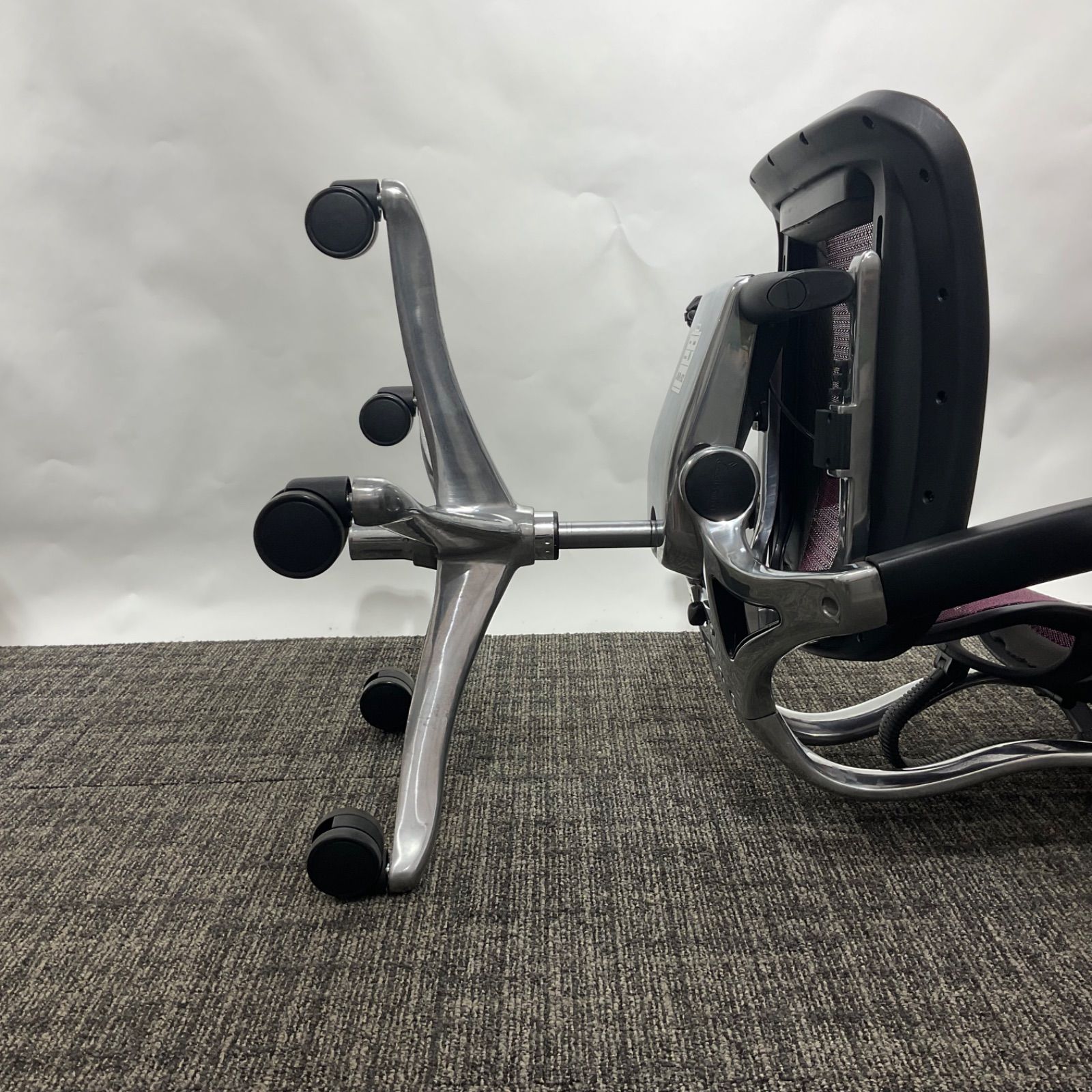 Ergohuman エルゴヒューマン Ergohuman Pro Low Type エルゴヒューマン プロ ロータイプ 動作良好!! 清掃済み 2015年製 MARWIL-DEMENAGEMENTS_CH