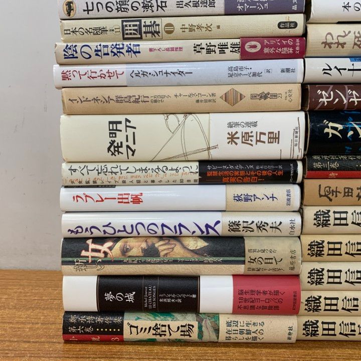 ■02)【同梱不可】文学などの本 まとめ売り約65冊大量セット/文芸/小説/エッセイ/和歌/古典/三国志/松本清張/辻邦生/山岡荘八/柳田邦男/B □02)【同梱不可】文学などの本 まとめ売り約65冊大量セット