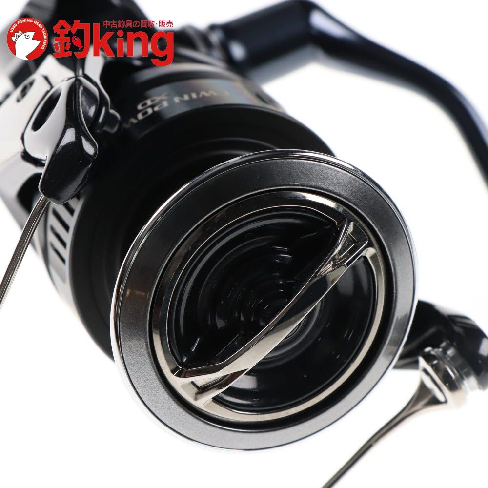SHIMANO - 【中古/極上品】 シマノ 25 ツインパワー XD 4000HG   /V188M シマノ 25 ツインパワー XD 4000HG /V188M 極上品 ヒラスズキ 平