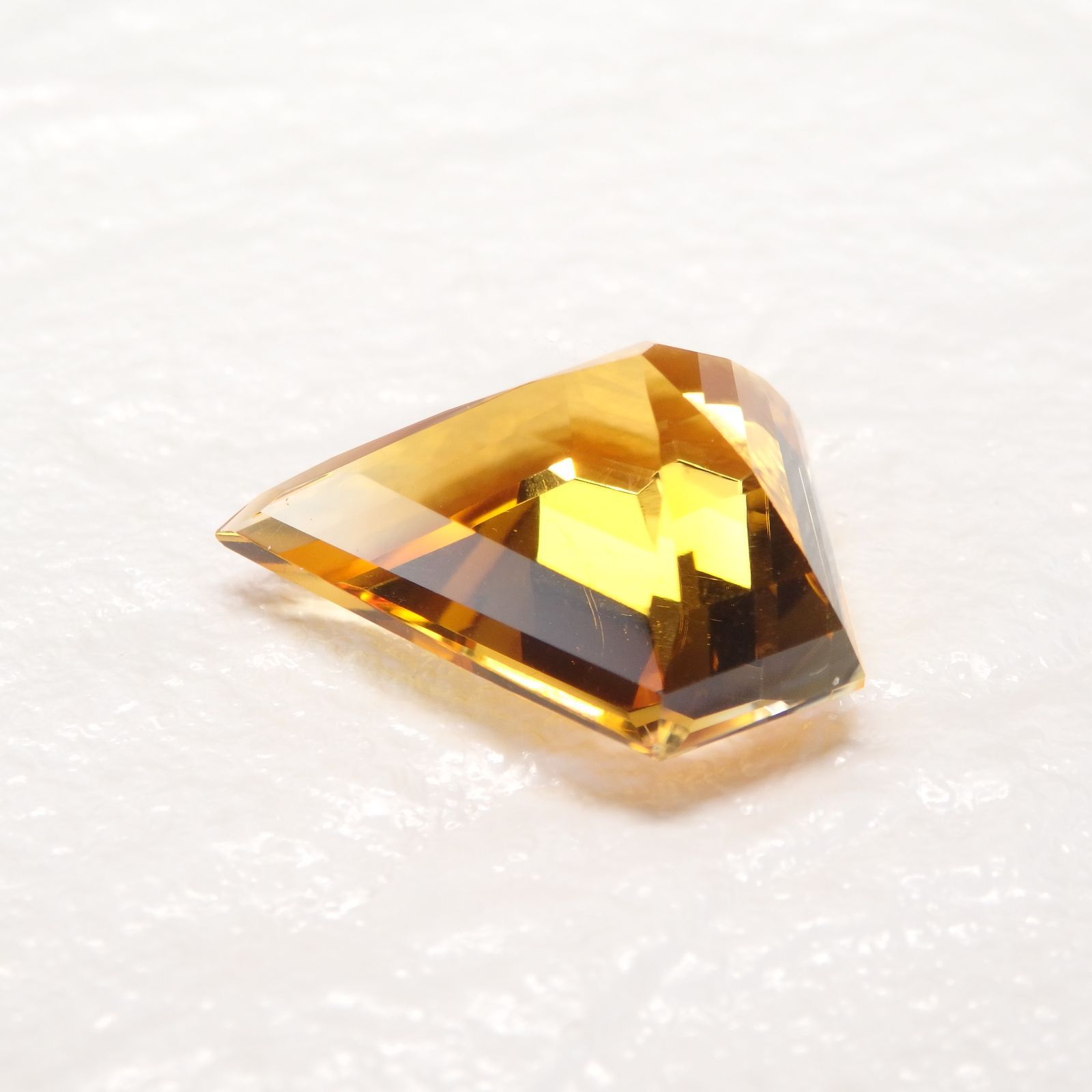 シトリン 13.522ct Z0436 色石宝石 ルース ソーティング付き