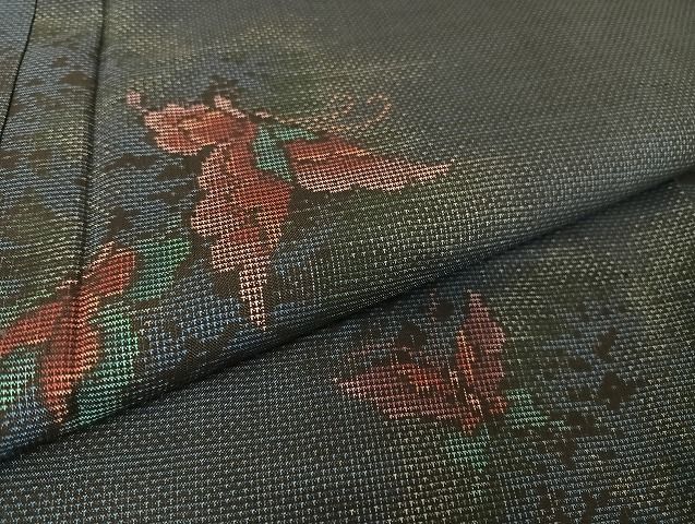 平和屋着物○本場大島紬 純泥染 舞蝶文 高橋一郎絹織物謹製 証紙付き