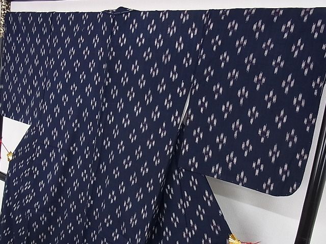 平和屋本店●極上　浦野理一　紬　菱絣　着丈159.5cm　裄丈68.5cm　正絹　逸品　未使用　4kk0247 平和屋本店○極上 浦野理一 紬 菱絣 着丈159.5cm 裄丈68.5cm 正絹 逸品