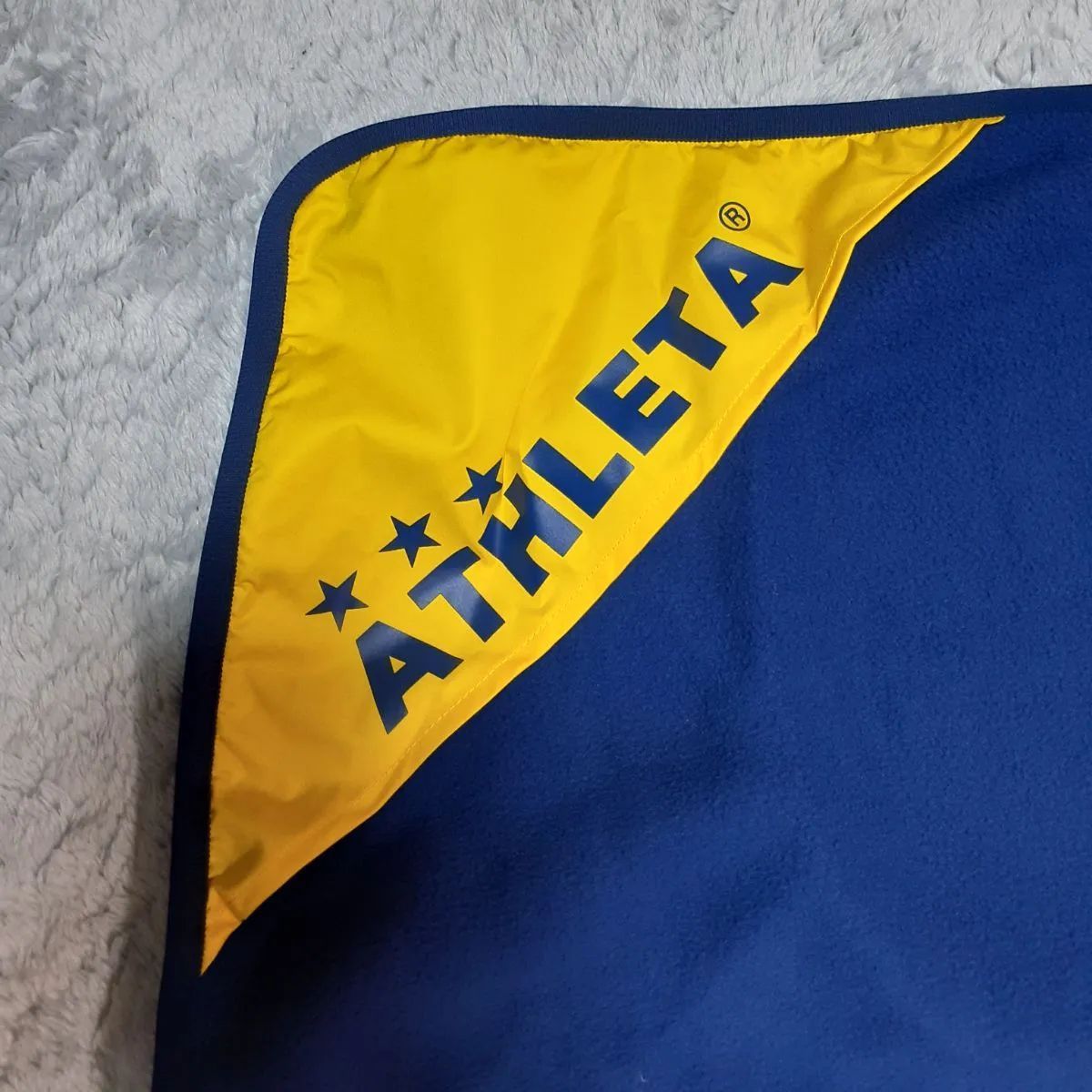 J様専用 新品☆タグ付き アスレタATHLETA ブランケット 紺 - メルカリ