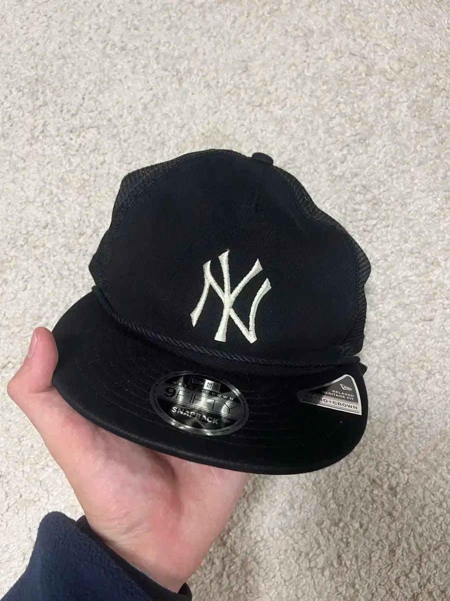 NEW ERA ディスイズネバーザット トラッカーキャップ ベースボールキャップ ブラック