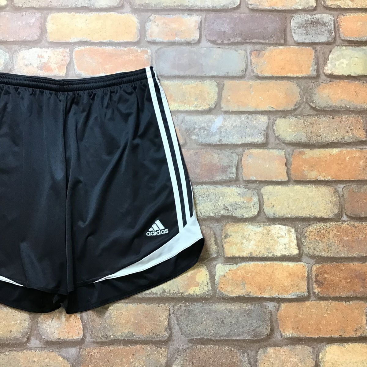 SP1-349★USA買付品★格安★速乾・通気★ブラック【adidas アディダス】CLIAMCOOL 3ストライプ ショーツ【レディース L】スポーツ ランニング ジム USA古着