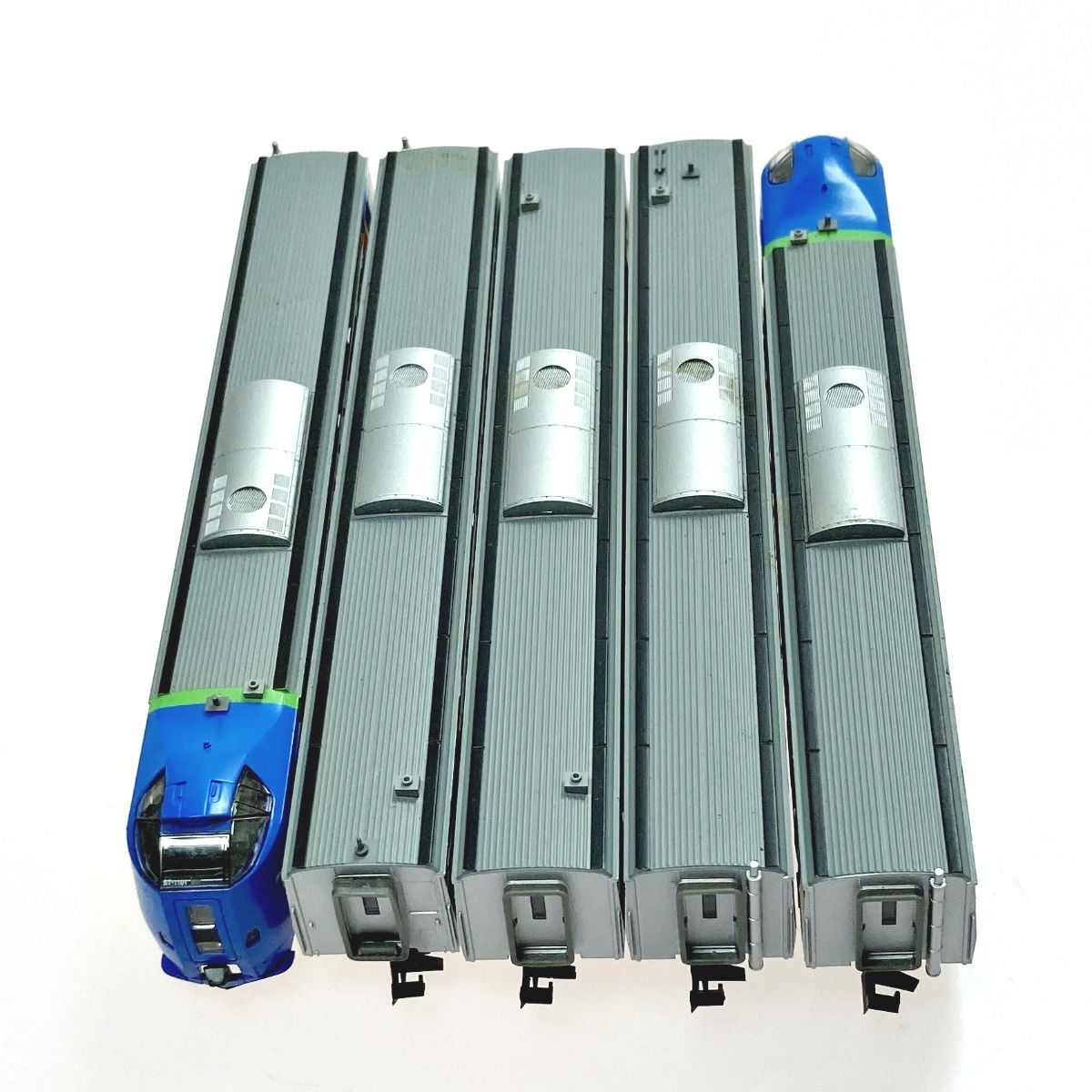 マイクロエースA8673キハ261系1000番台特急スーパーとかち5両セット