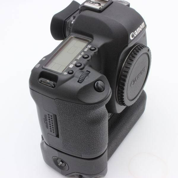 ショット数520 極美品 Canon EOS 5D Mark II ボディ BG-E6 付き 