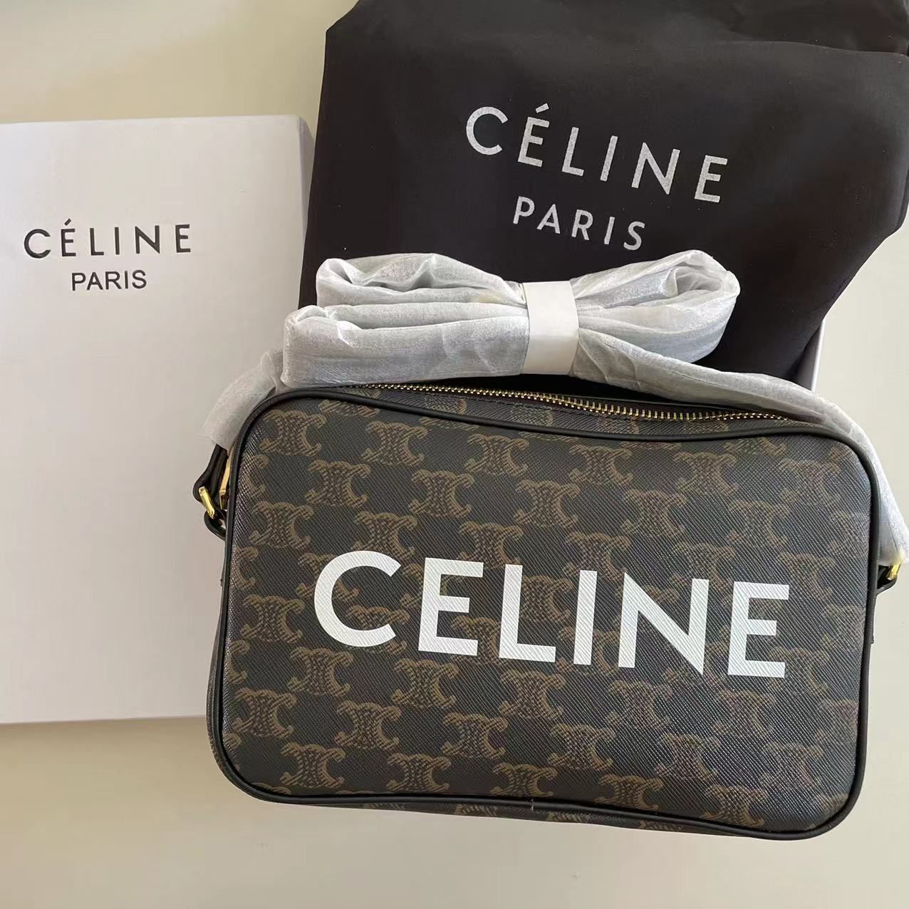 CELINE  セリーヌ カメラバッグ  ショルダーバッグ