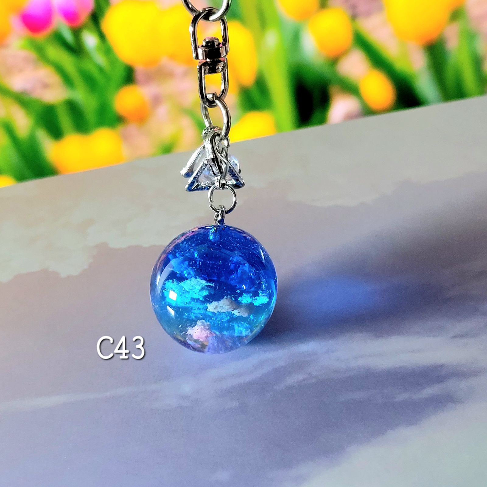 空玉キーホルダー 雲レジン 空レジン - メルカリ